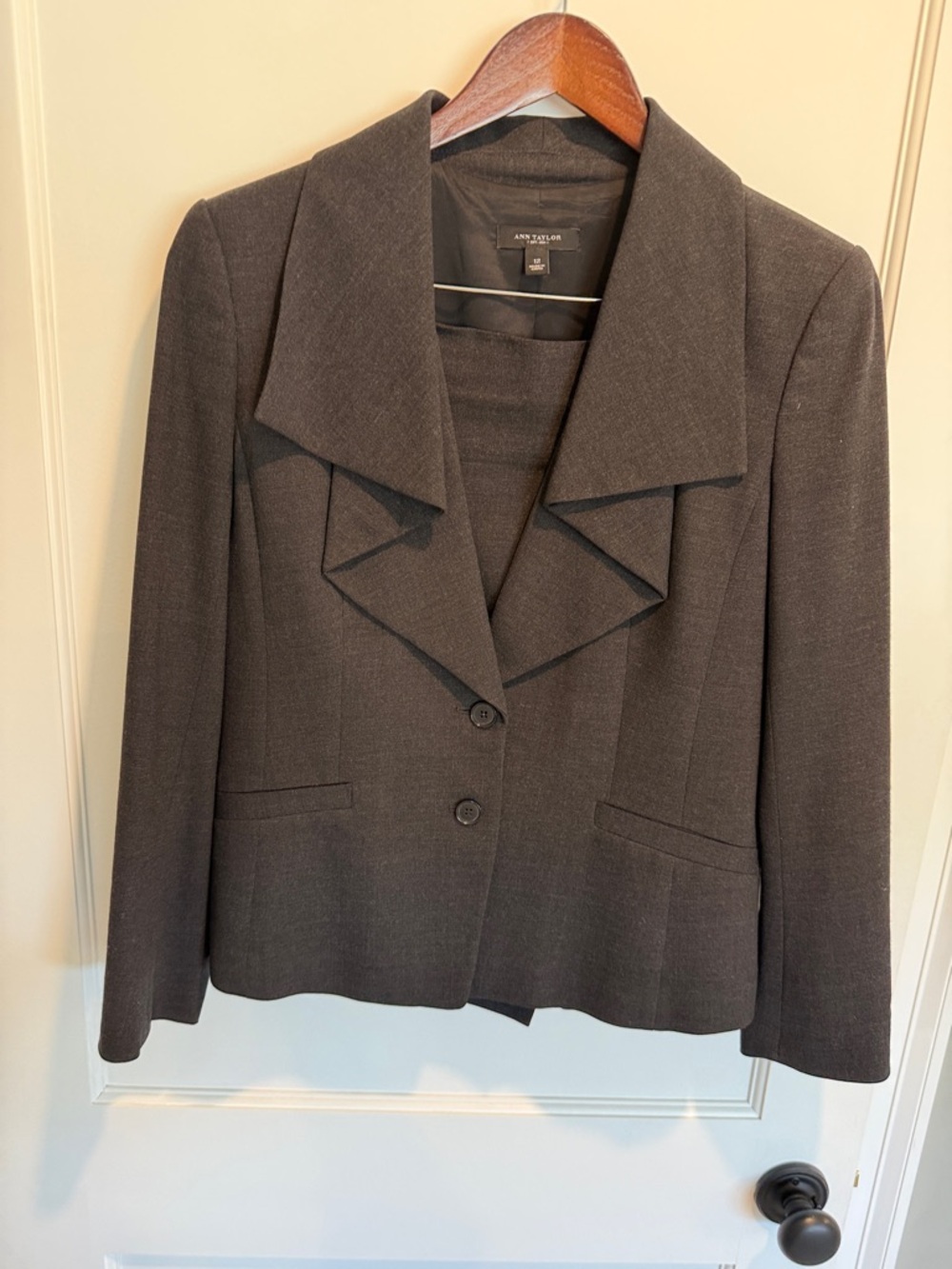 Ann Taylor women’s wool jacket (12) + skirt (10). Deep Grey,.